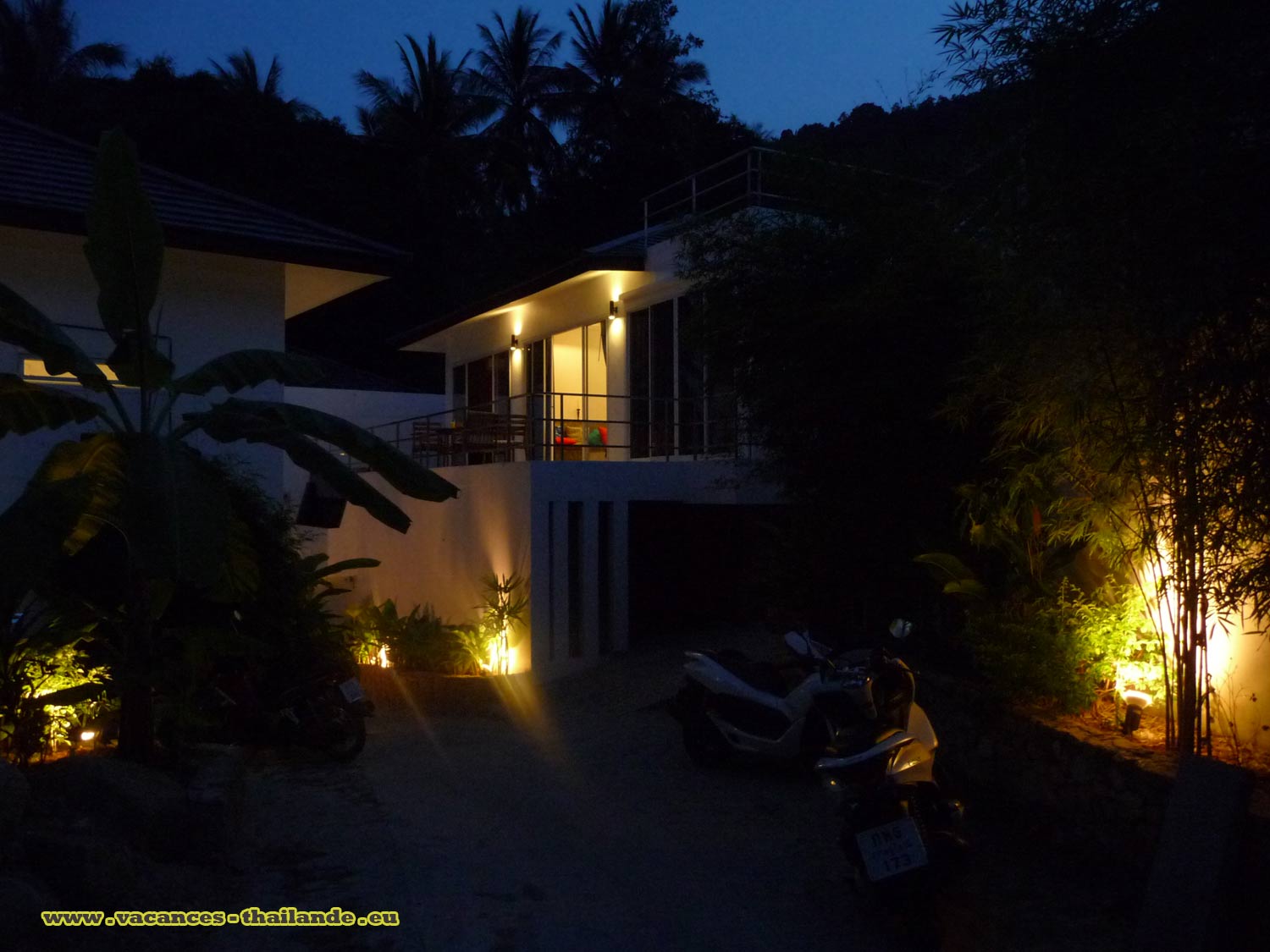 Photo 47 English cheap rental pool villa Koh Samui thailand view the night